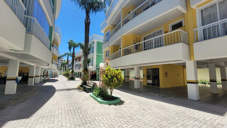 B720 - Apartamento 2 quartos em cond. com piscina