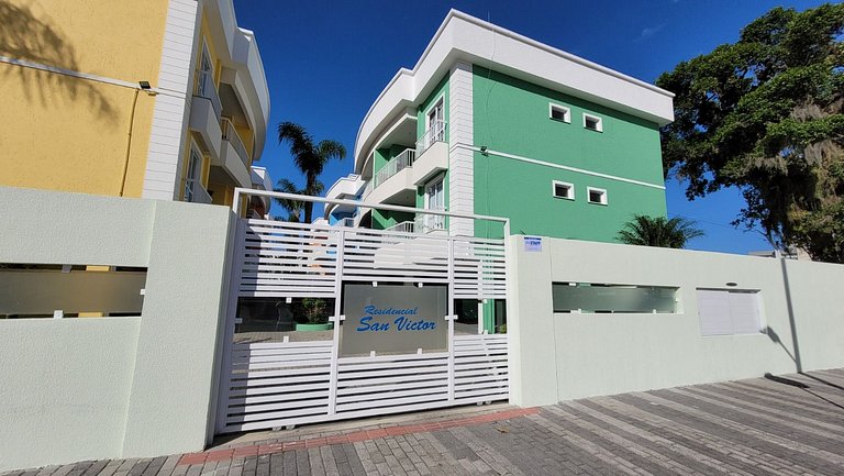 B915 - Apartamento 2 quartos em cond. com piscina