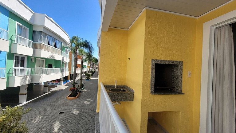 B103 - Apto para 05 pessoas em Bombinhas + piscina