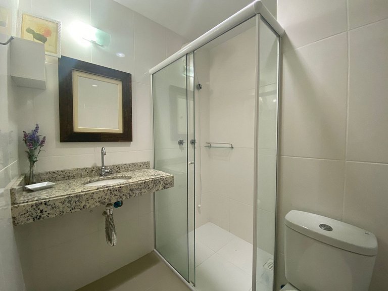 B777 - Apartamento para 5 pessoas em Bombinhas SC