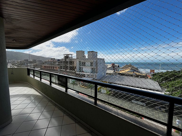 Amplo apto 3 quartos de frente para avenida com vista mar !!