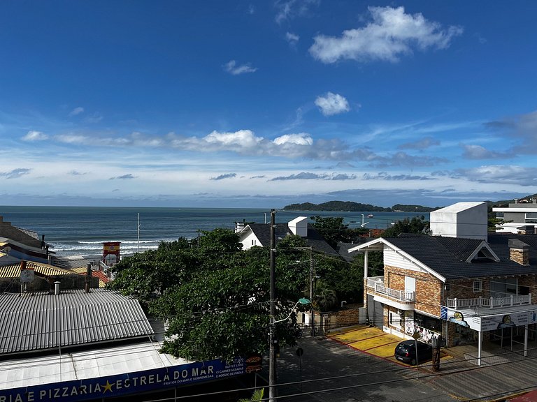 Amplo apto 3 quartos de frente para avenida com vista mar !!