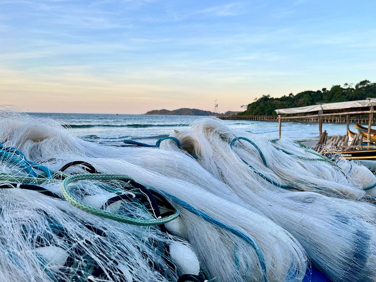 Grande cobertura sob a avenida com 5 quartos e vista do mar!