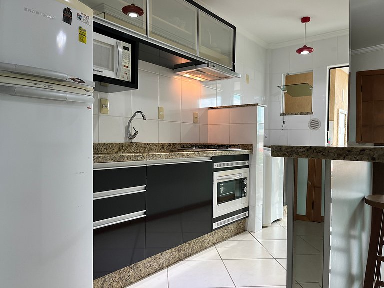 B956 - Apartamento 2 quartos p/6 pessoas em Bombas