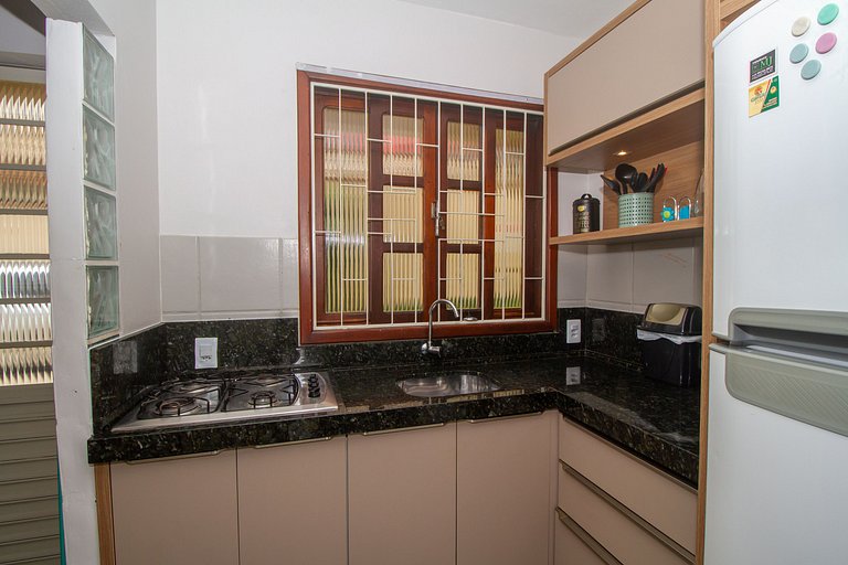 B236- Triplex em Bombas perto do Mar pra 8 pessoas